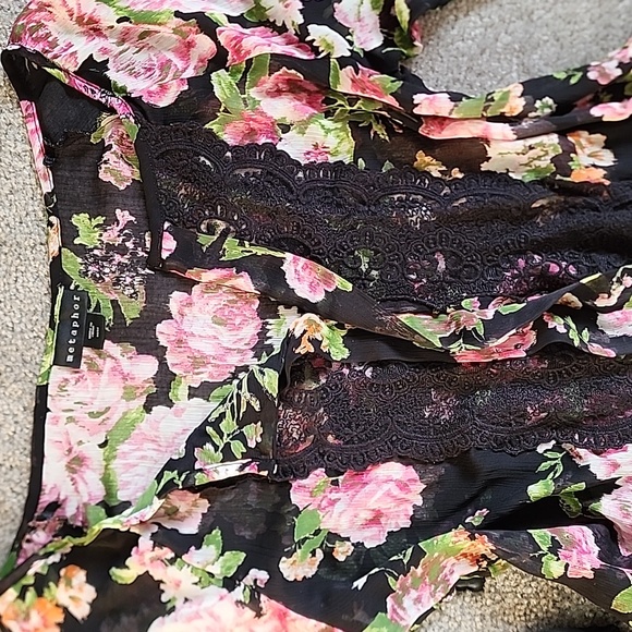 Metaphor Floral Chiffon Blouse - Picture 3 of 3